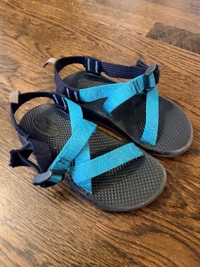 Chaco Kids' Teal and Navy Size 1 Sandals